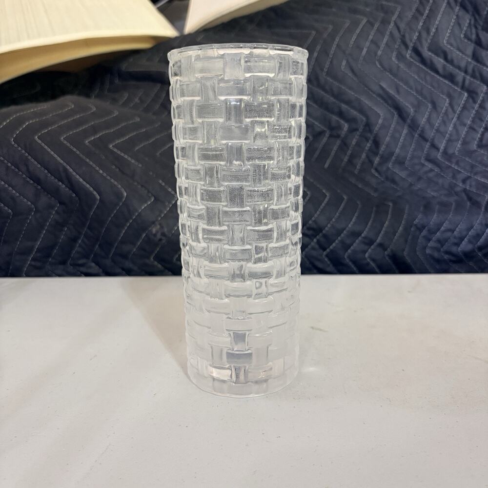 MIKASA Basketweave Vase Celebrations Crystal Round Vase 7.75” - Picture 3 of 5